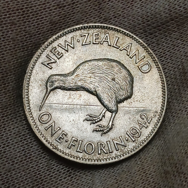 Read more about the article 1942 New Zealand One Florin – Semi-Key Date! – Silver – George VI – Kiwi Bird