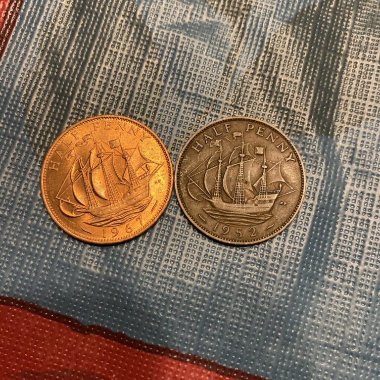 Read more about the article 2 Coins England  1952  1967 Half Pennies