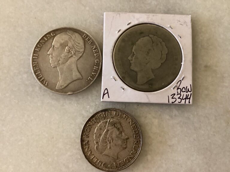 Read more about the article lot of 3x Netherlands 2 1/2 gulden silver coins – 1840s  1930s  and 1961