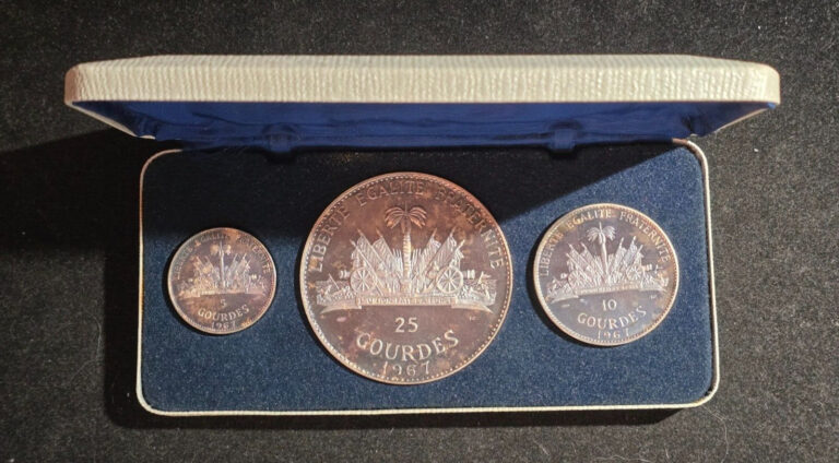 Read more about the article 1967 Haiti 3 Coin Silver Set 5  10  and 25 Gourdes 188 grams Pure Silver