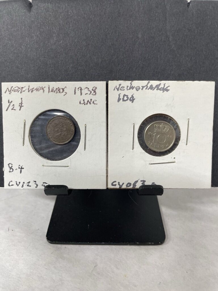 Read more about the article (2) Netherlands Coins. 1938 Half Cent Uncirculated  1948 10 Cent Extra Fine