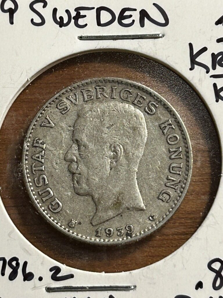 Read more about the article Sweden 1 Krona 1939 World Foreign Silver ERROR Coin BROKEN G Mint Mark KM# 786.2