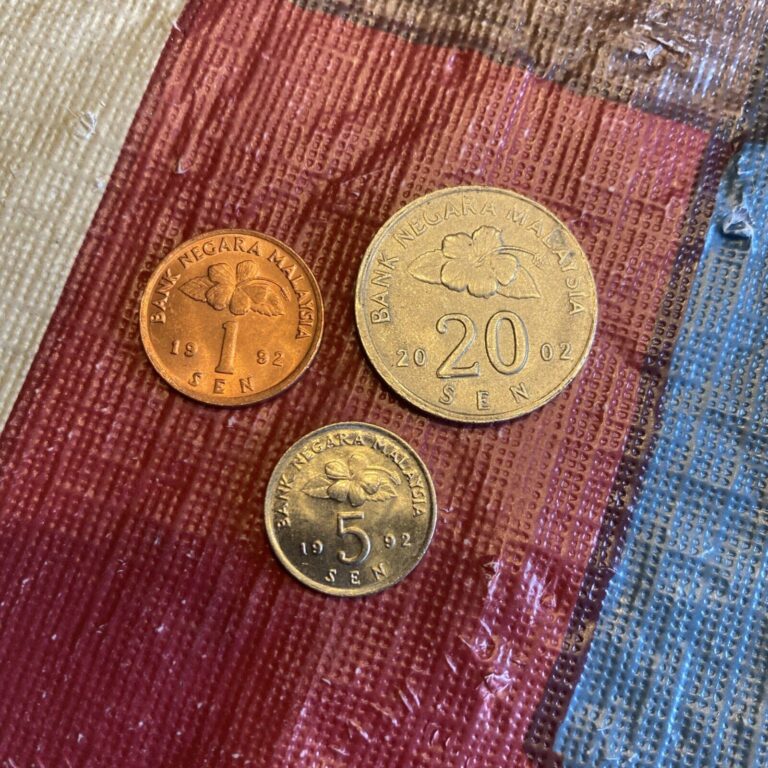 Read more about the article 1992 5 Sen  2002 20 Sen  1992 Sen Coins Malaysia Circulated- 3 Coins