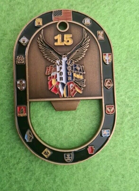 Read more about the article CHALLENGE COIN MULTINATIONAL BATTLE GROUP EAST NATO KOSOVO 15