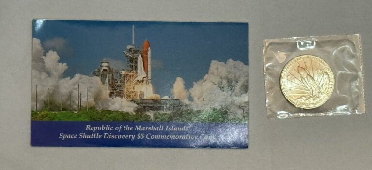 Read more about the article Space Shuttle Discovery $5 commemorative  Rep of Marshall Islands coin 1988