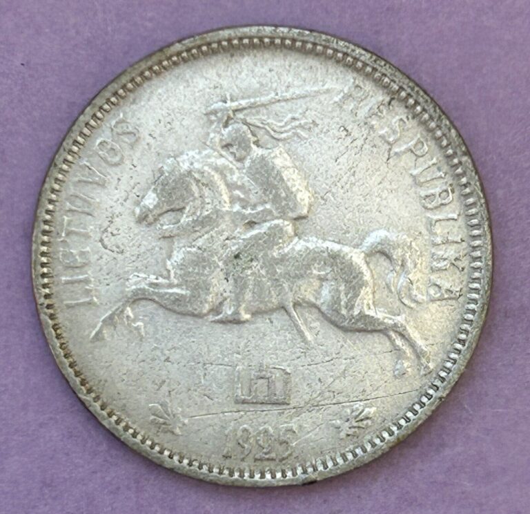 Read more about the article 1925 Lithuania 2 Litu Silver Coin