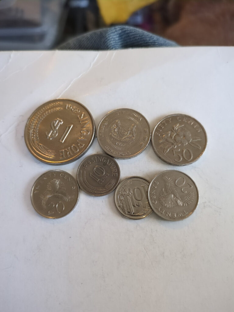 Read more about the article Singapore lot of  coins Modern $1 50 Cent 20 Cent 10 Cent