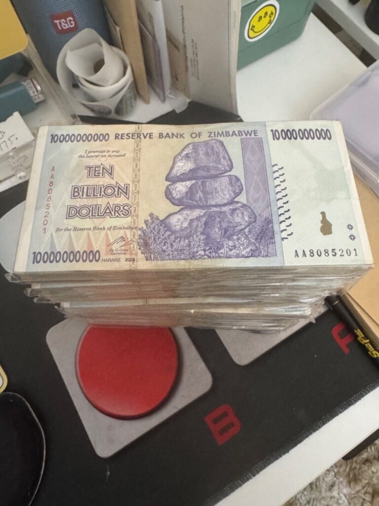 Read more about the article Zimbabwe Currency  A+++ CIRCULATED 10 X 10 Billion Dollar Banknote  Paper Money