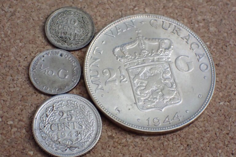 Read more about the article Lot Netherlands Antilles Curacao 4 coins silver 31g 1943-1947 2 1/2   25 1/10 10