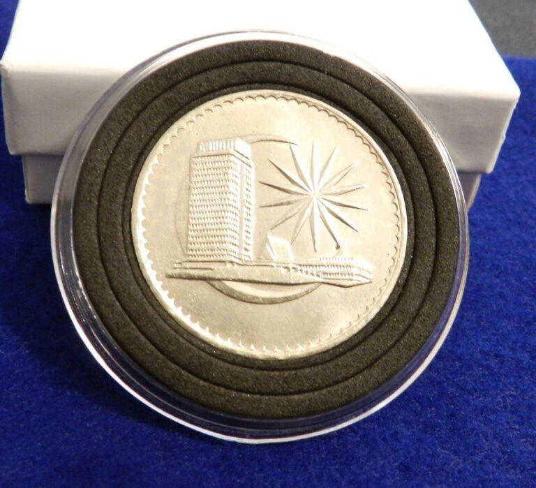 Read more about the article 1971 MALAYSIA 1 Rinngit – Fantastic Coin Beautiful Design – See PICS