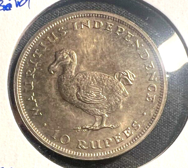 Read more about the article 1971 MAURITIUS 10 RUPEES – AU – DODO BIRD – Colonial African Coin – Lot B327