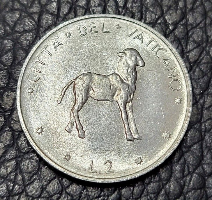 Read more about the article 1975 Vatican City 2 Lira Coin