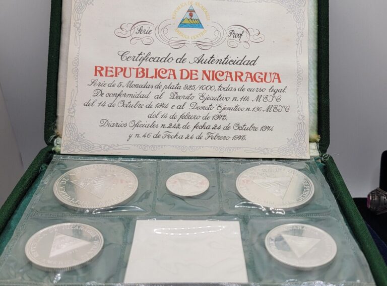 Read more about the article Nicaragua 1975 Independence Mint Set of 5 Silver Coins Proof