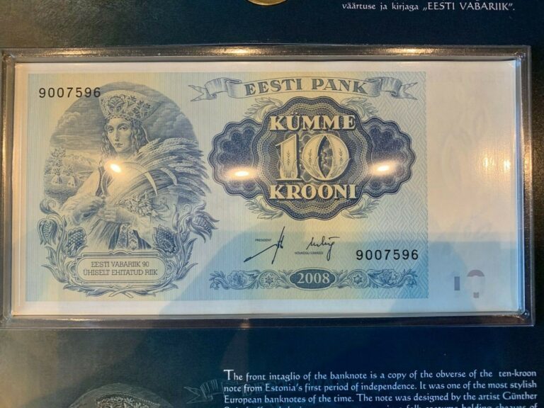 Read more about the article ESTONIA 2008 10 Krooni P-90 GEM UNC SET with 1 kroon coin KM-44. 90 Years SET.