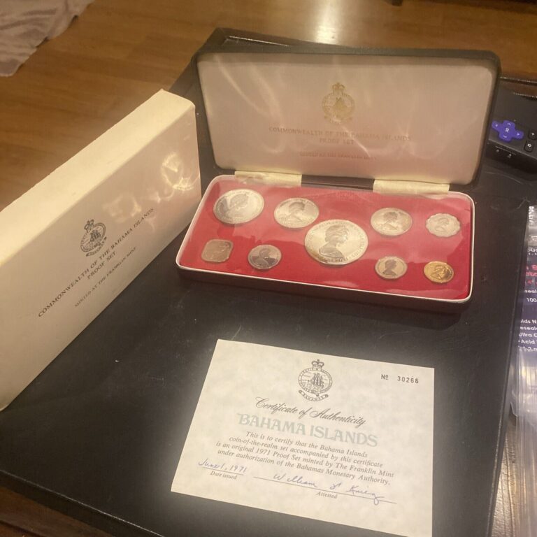 Read more about the article 1971 Bahamas 9 Coin Silver Proof Set – w/ COA and case Beautiful Set