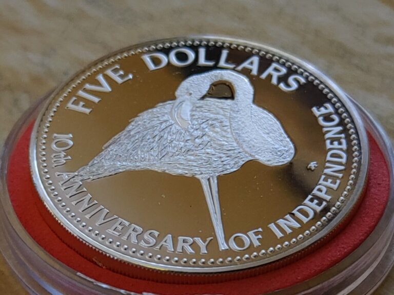 Read more about the article Rarest Gem 1983 Proof Bahamas Silver 5$ Dollar Flamingo Strike w new Holder