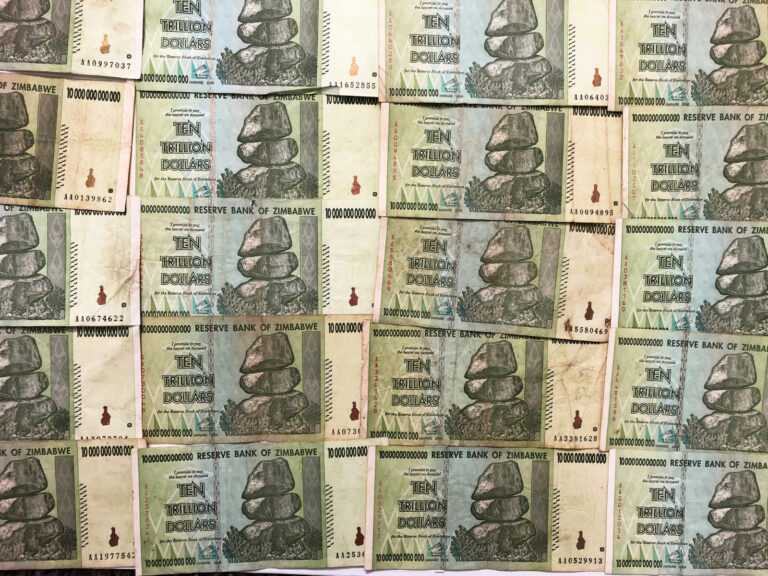 Read more about the article Zimbabwe One 10 Trillion Dollar Banknote Money Currency *Heavily Circulated*