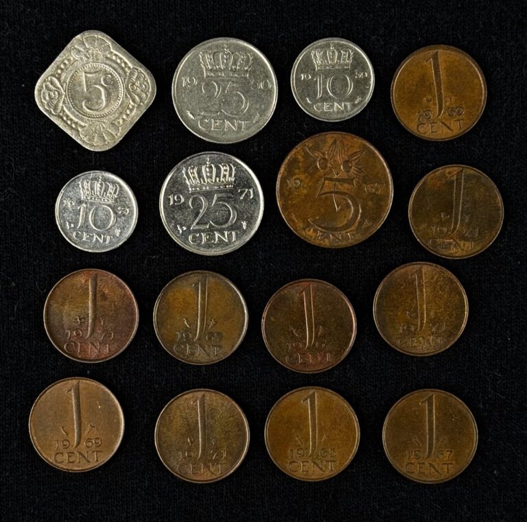 Read more about the article Netherlands Antilles and Netherlands Coin LOT Antillean DUTCH GUILDER Coins MIXED