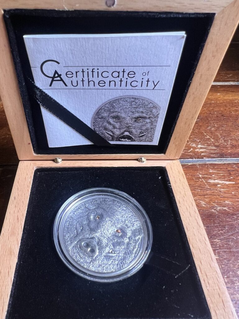 Read more about the article 2018 Mongolia 500 TogRog WILD BOAR W/ Gem Set Eyes 1 Oz Silver Coin Mintage2500