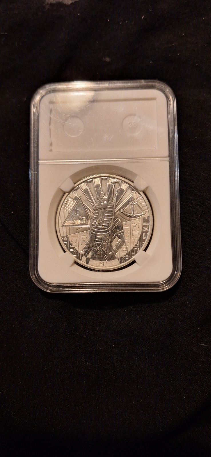 Read more about the article 2023 $1 Sierra Leone Egyptian Gods Anubis 1oz 999 Silver Coin
