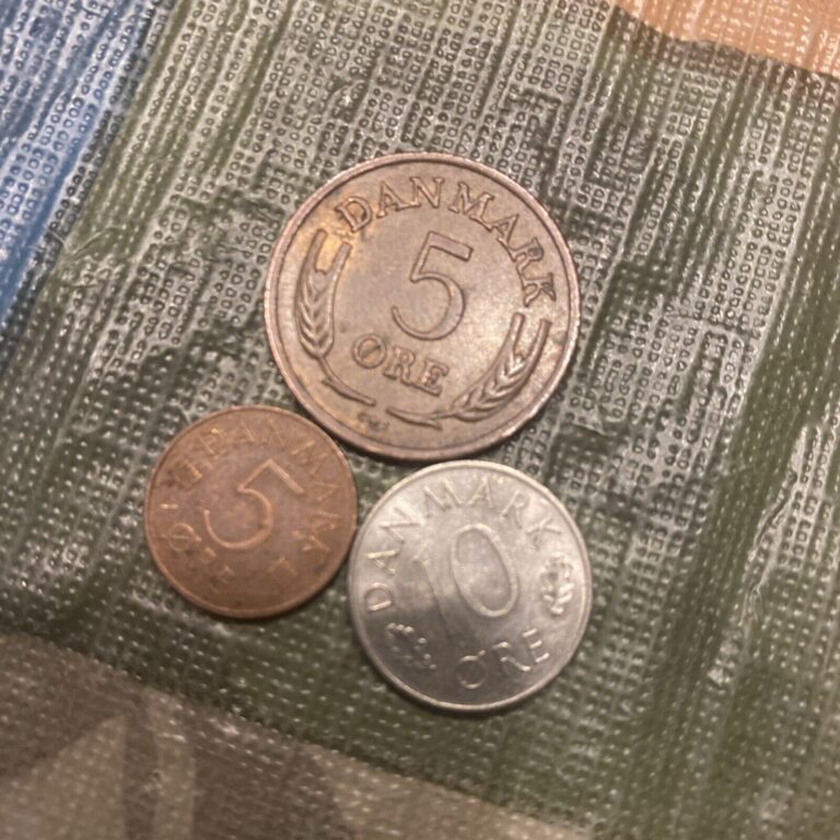 Read more about the article Denmark 1968  1973 5 Ore  1975 10 Ore 🇩🇰 3 Coins