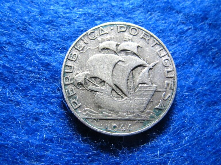 Read more about the article 1944 Portugal Silver 2 1/2 Escudos – Nice Circulated – Light Toned