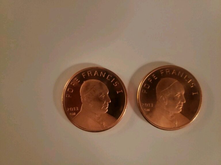 Read more about the article POPE FRANCIS 2 COIN LOT 2013 LIMITED COMMEMORATIVE COPPER COIN VATICAN CITY