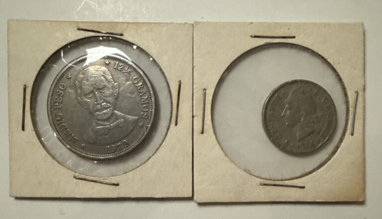 Read more about the article Lot of 2 Dominican Republic Coins – 1974 and 1979 – Medio Peso + 5 Centavos
