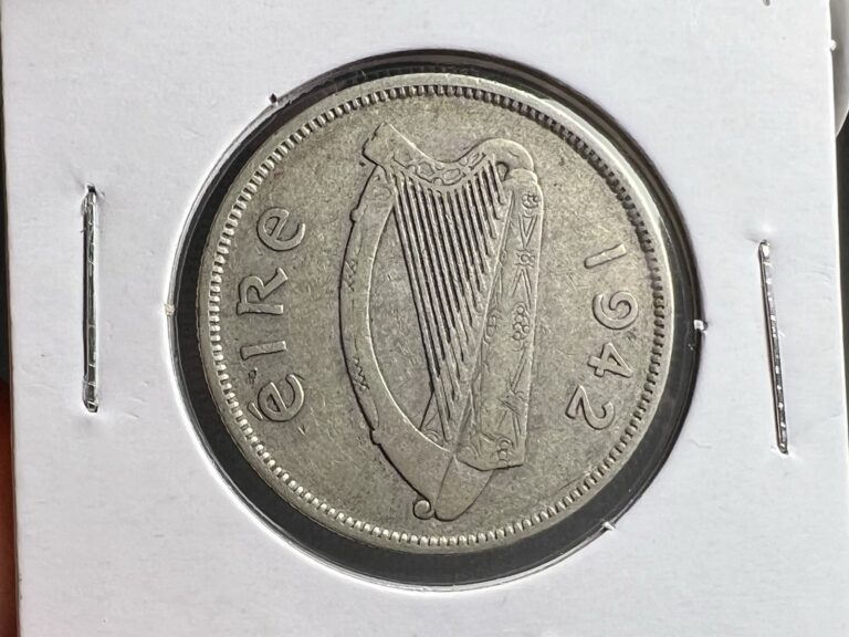 Read more about the article 1942 Ireland 2 Florin Circulated Silver Coin Better Date A111