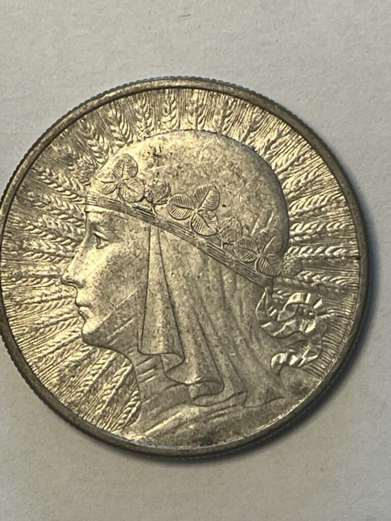 Read more about the article 1932 Poland 10 Zlotych Queen Jadwiga and Eagle UNC Silver London Mint