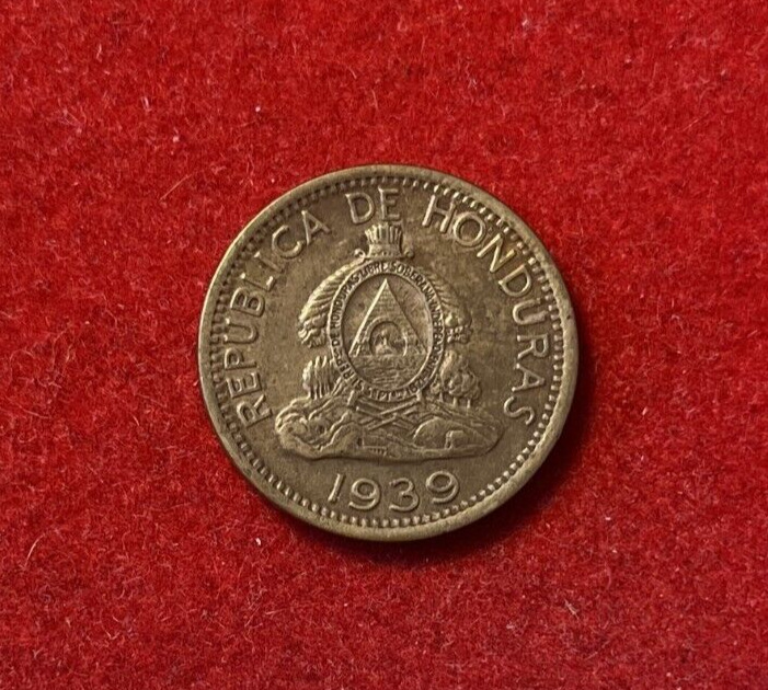 Read more about the article Honduras 1939 2 Centavos Bronze Coin KM#78 T5147