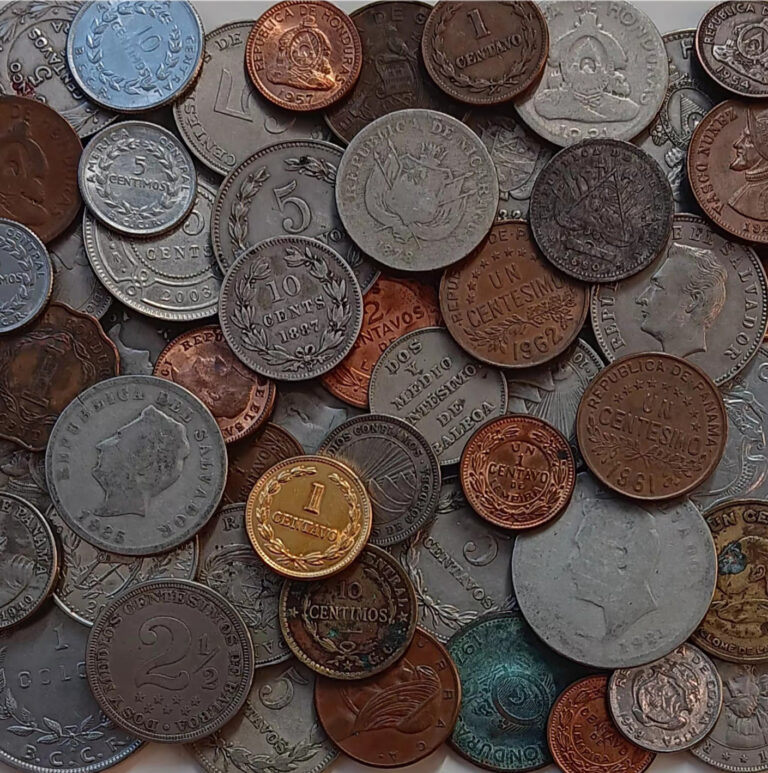 Read more about the article Central America 56 Coin Lot w/ RARE DATES: Nicaragua Honduras Panama El Salvador