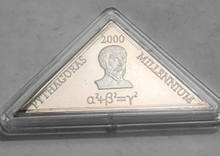 Read more about the article Bank Of Uganda 2000 Shillings Millenium Pythagoras Triangular Silver Coin w/COA