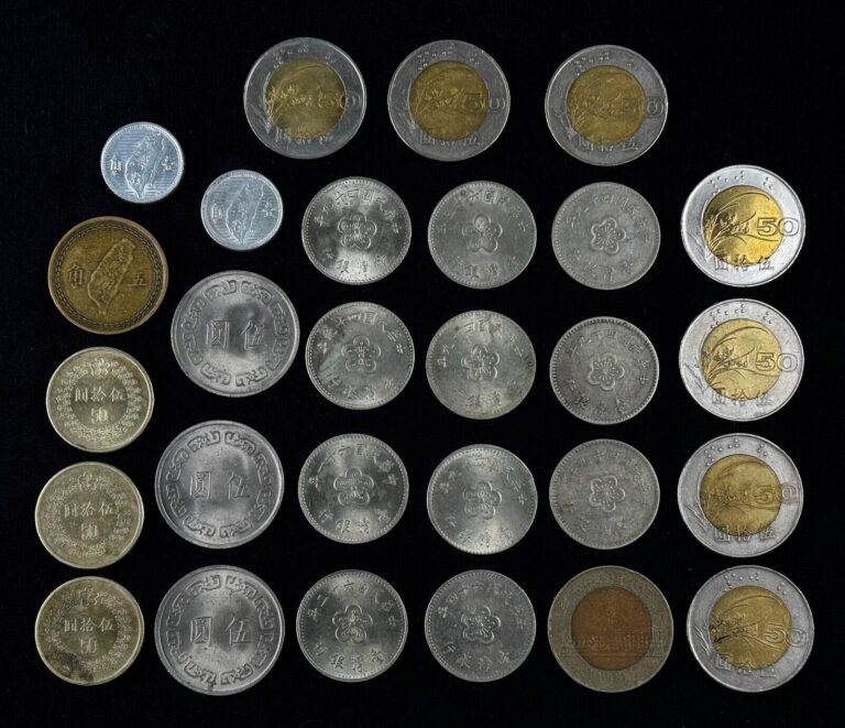 Read more about the article OLD Taiwan Coin LOT * 1954-1997 ** Taiwan 1 5 and 50 NEW DOLLAR Coins MIXED LOT