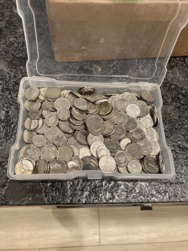 Read more about the article Lot of Hundreds Of Netherlands 1  5  10 Cent Coins – Pure nickel
