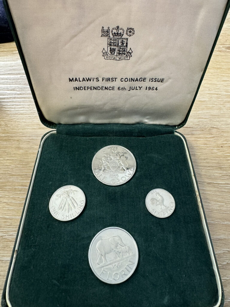 Read more about the article Malawi 1964 4-Coin Proof Set First Coinage Issue – Independence w/Original Case