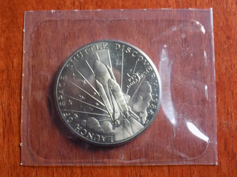 Read more about the article 1988 Marshall Islands Space Shuttle Discover five dollars coin $5 UNC sealed