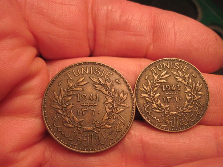Read more about the article (2) TUNISIA COINS  1+2 FRANCS  FREE SHIPPING (#971B)