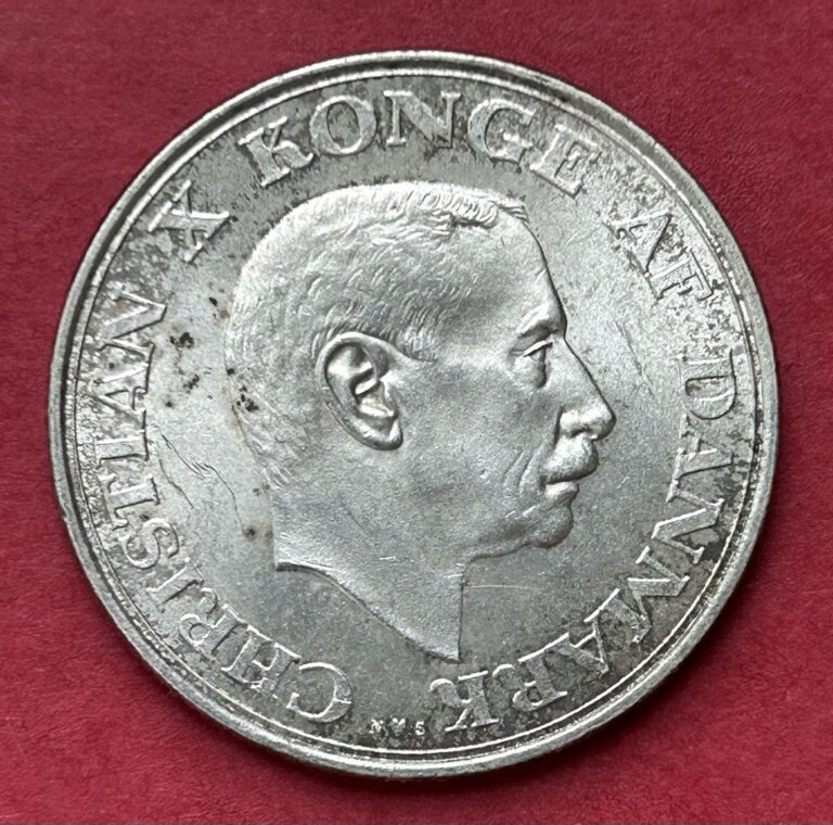 Read more about the article 1937 Denmark 2 Kroner Silver Coin