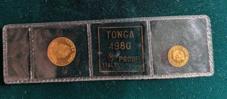 Read more about the article TONGA 10+20 Pa’anga 1980 Proof Gold ‘Rural Women’s Adv.  F.A.O (2 Coins)  666