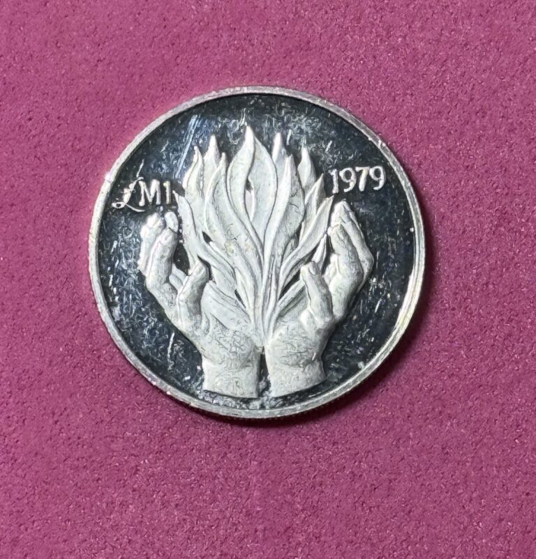 Read more about the article 1979 Malta One Pound Silver Coin Departure of Foreign Forces – .925 Silver AU