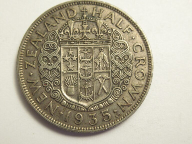 Read more about the article 1941 New Zealand Silver Half Crown