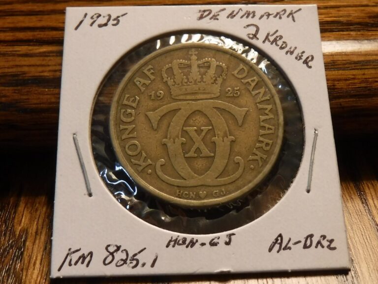 Read more about the article 1925 Denmark ~ 2 Kroner ~ KM# 825.1 ~ AL/BRZ coin