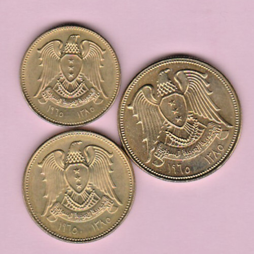 Read more about the article Middle East 3 Coin Set:  2 1/2  5 and 10 Piastres 1962  1965 km 93  94 and 95 AU