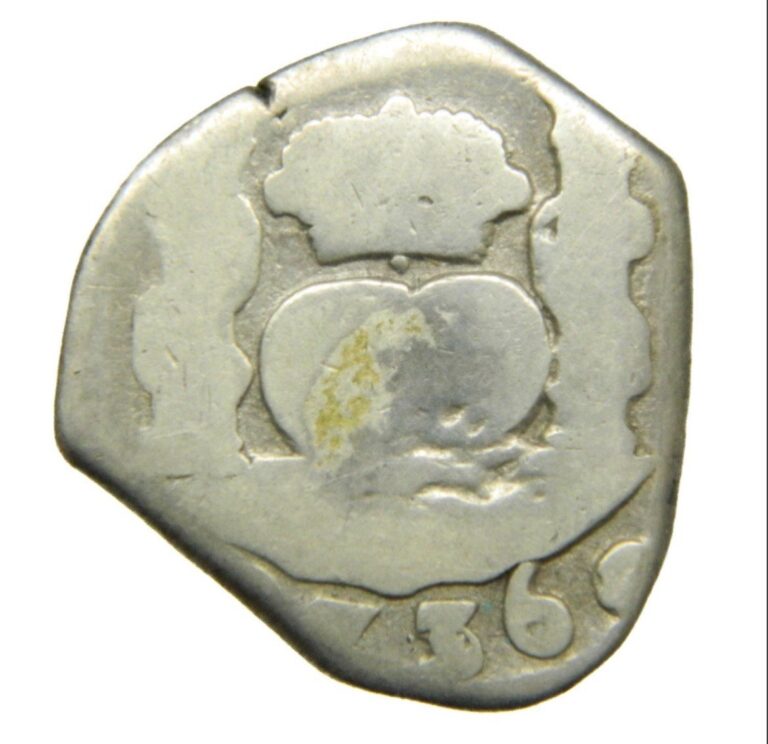 Read more about the article DATED 1736 2 Reales Cob Spanish Colonial Silver Old Coin Pirate Era Guatemala