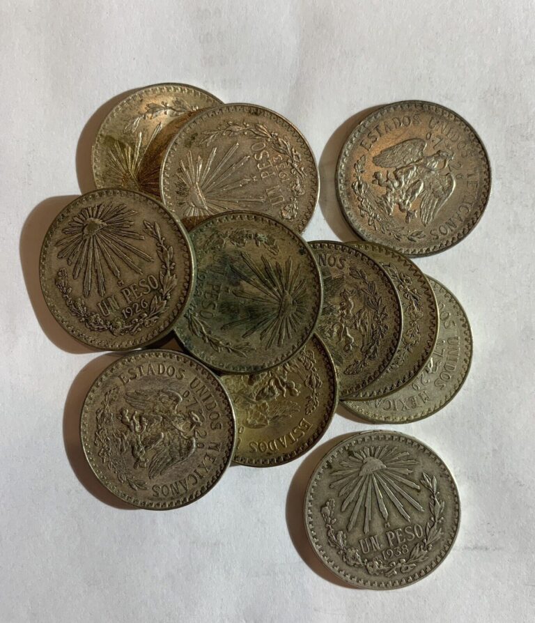 Read more about the article 1920-1944  MEXICO UN PESO SILVER COIN XF  RANDOM PICK