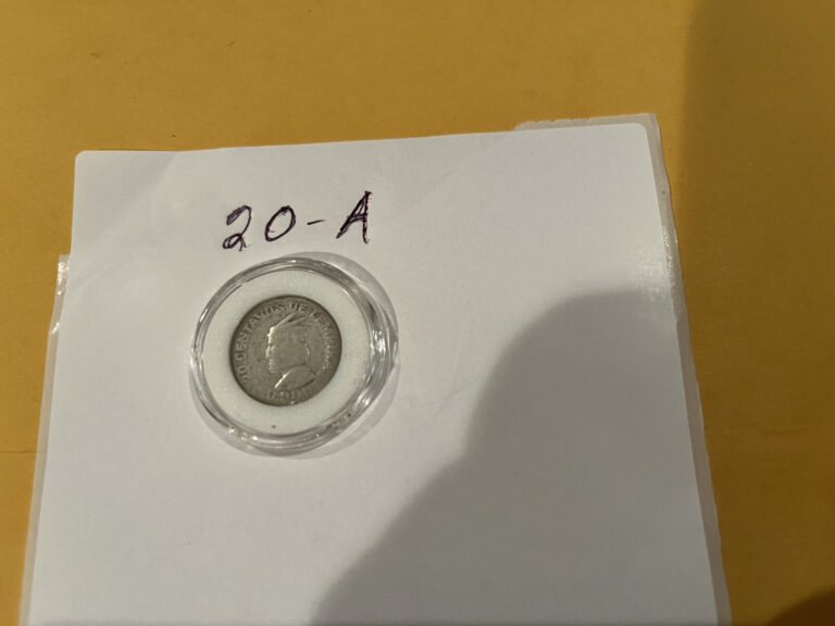 Read more about the article HONDURAS – 1951 – .900 SILVER 20 Centavos