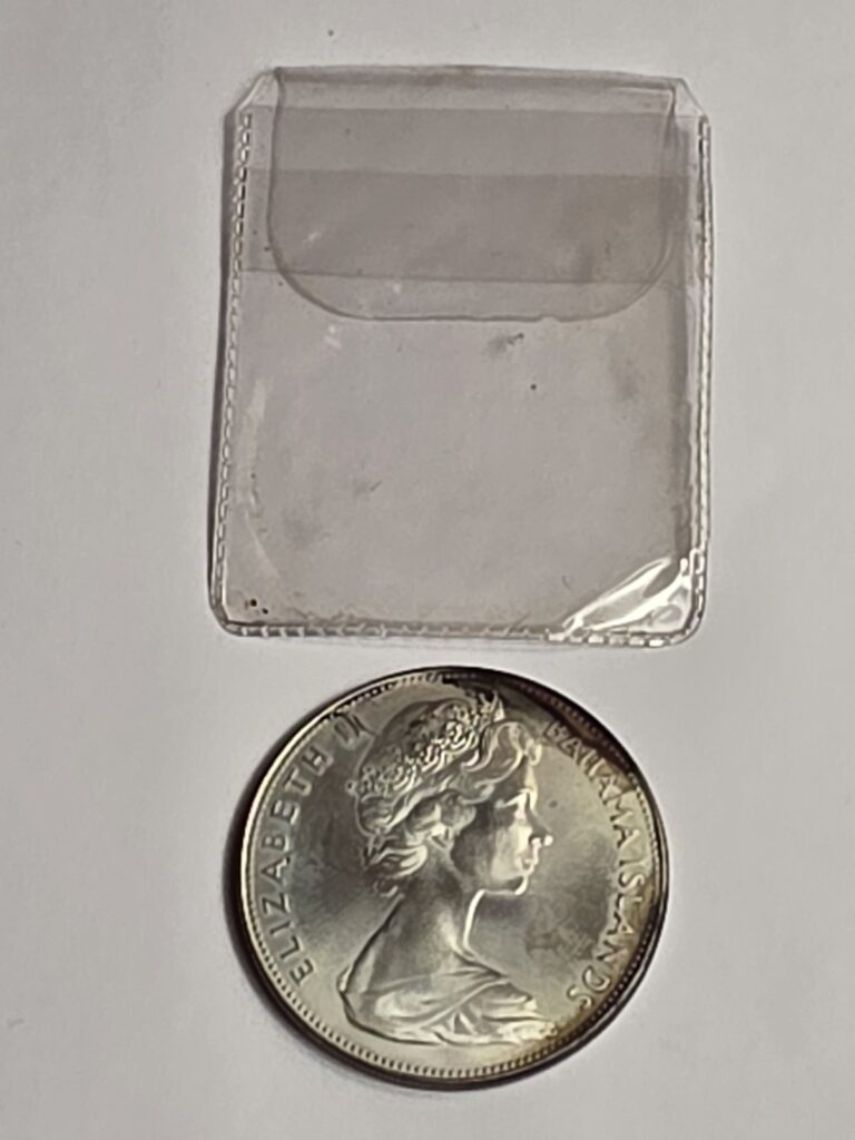 Read more about the article Bahamas Elizabeth II Silver 5 Dollars Silver Coin Sterling Silver .925