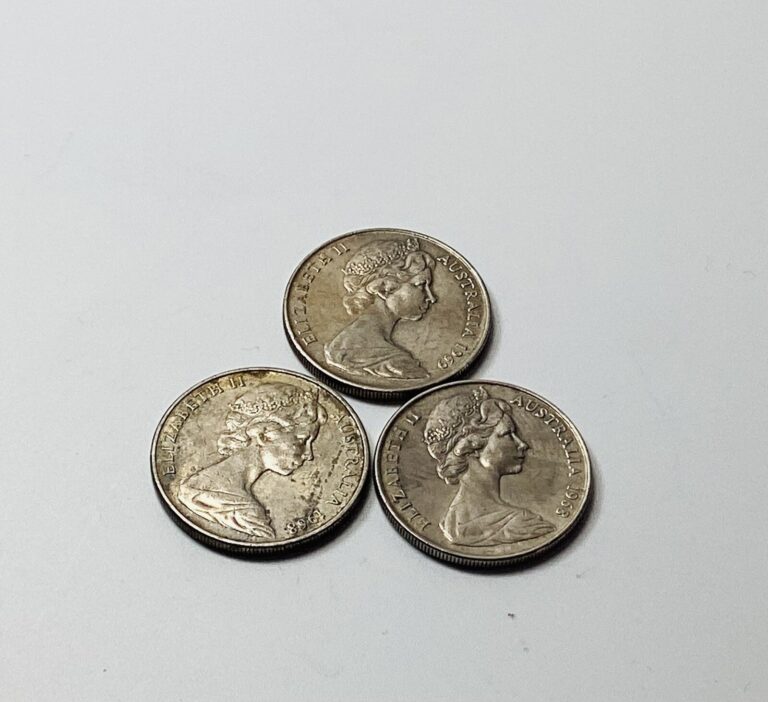 Read more about the article 1968 Australia Elizabeth II 3 Coins- 10 Cents  2 Coins 1969 One Coin