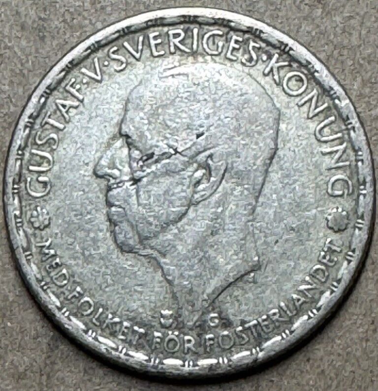 Read more about the article Sweden – 1943 – 1 Krona – .4000 Swedish Silver Coin – Gustaf V